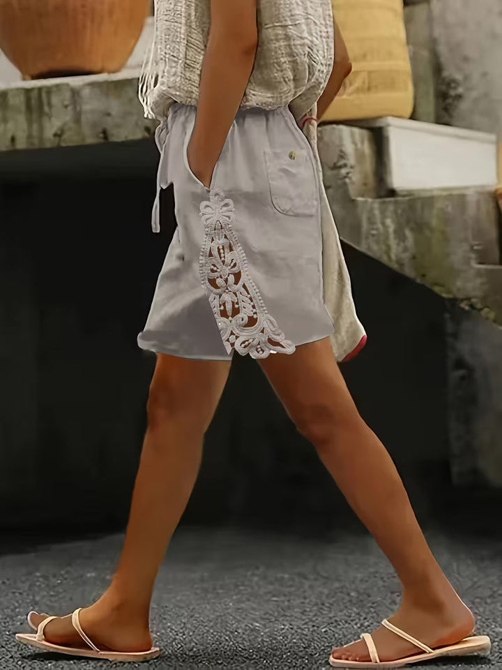 Danek - Floral Lace Panel Elastic Waist Shorts