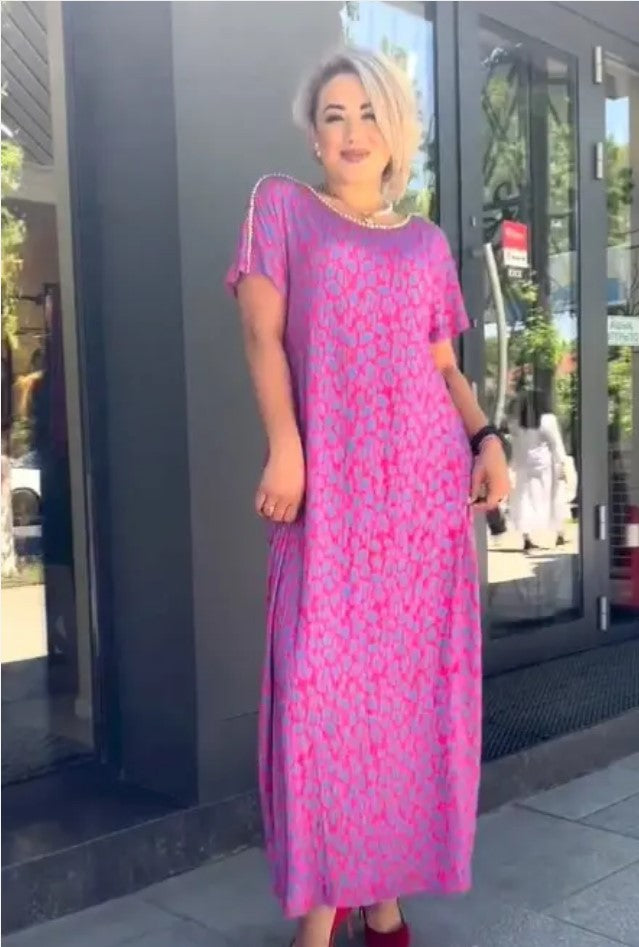 Bettina - Fashionable Dress with Print
