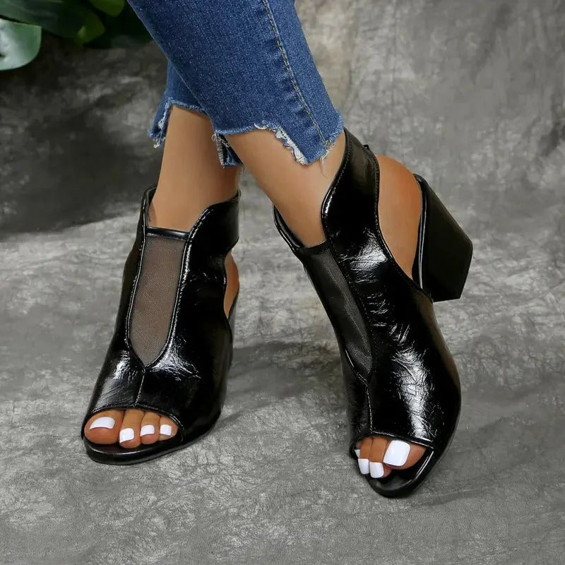 Madushi - Roman Slip-on Sandals