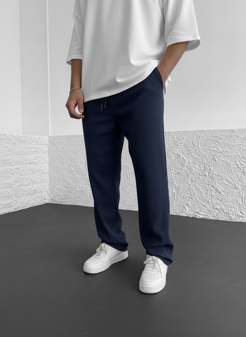 Eliezer - Relaxed Fit Corduroy Pant