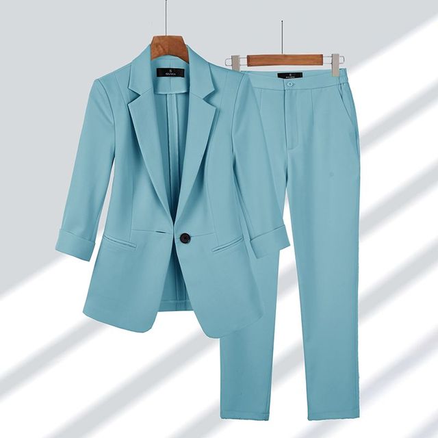 Linniya - Two-Piece Blazer And Pant Set