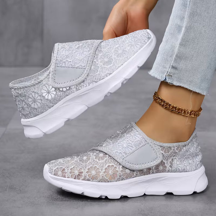 Geneenetta - Floral Lace Hook and Loop Sneakers