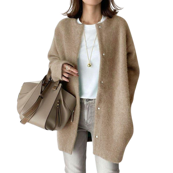 Genevia - Elegant Knitted Cardigan
