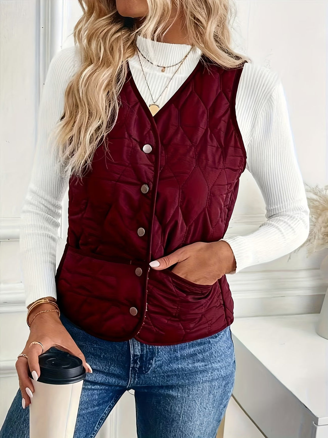 Seraora - Sleeveless Vest With Pockets