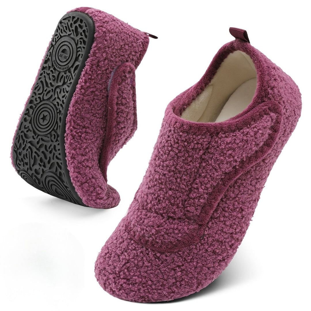 Renaana - Lightweight Wide Slipper With Rubber Sole