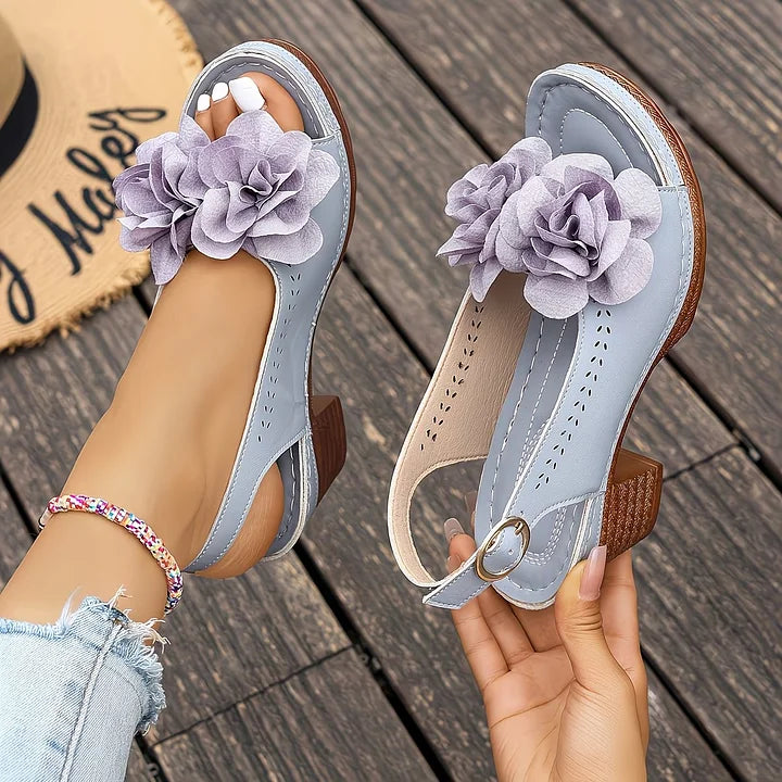 Gayanthi - Stylish Floral Chunky Heel