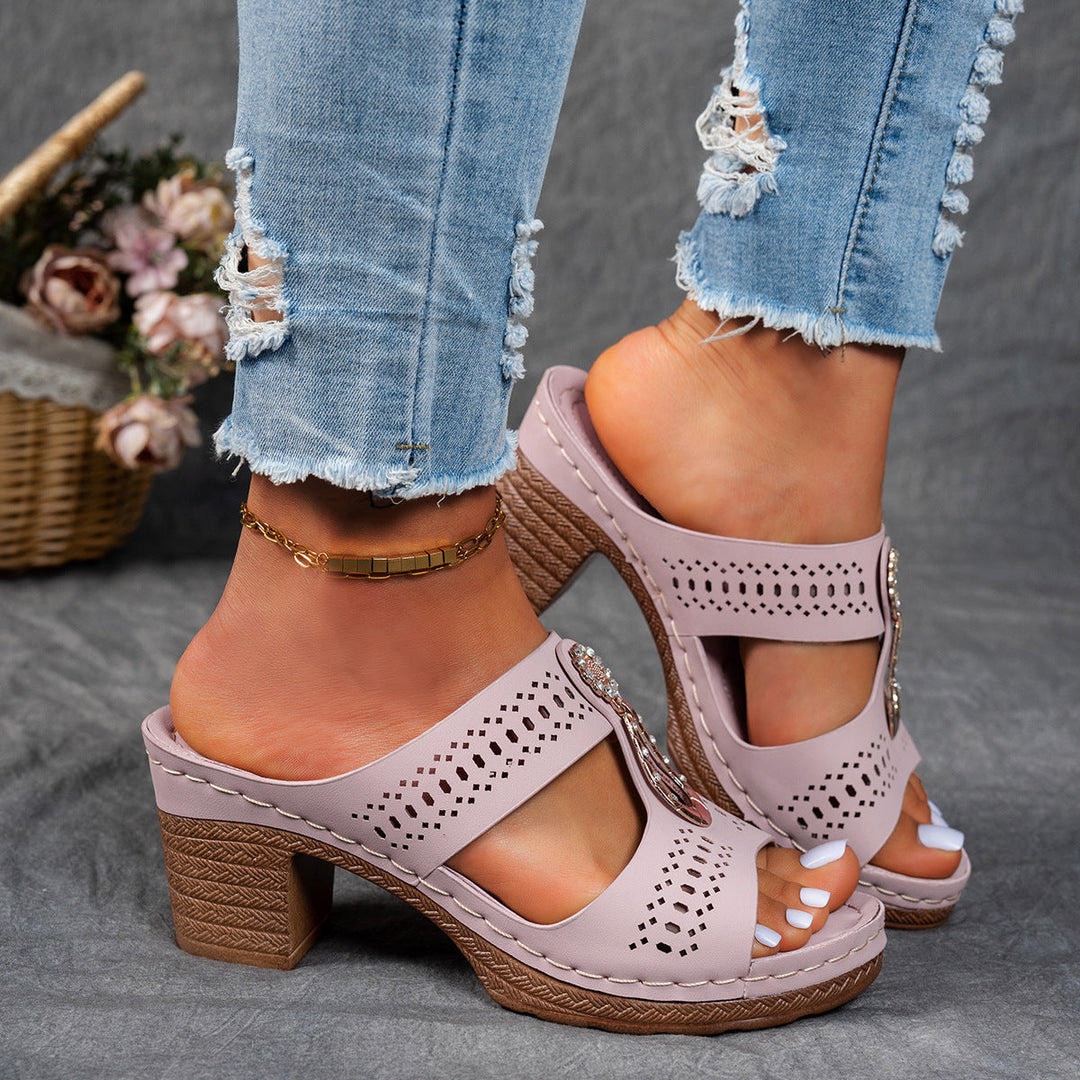 Nicoleta - Orthopedic Sandal With Zircon