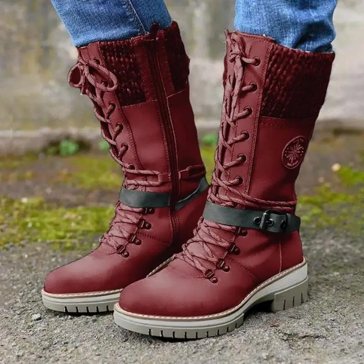 Carolina - Twist Boots With Side Zipper