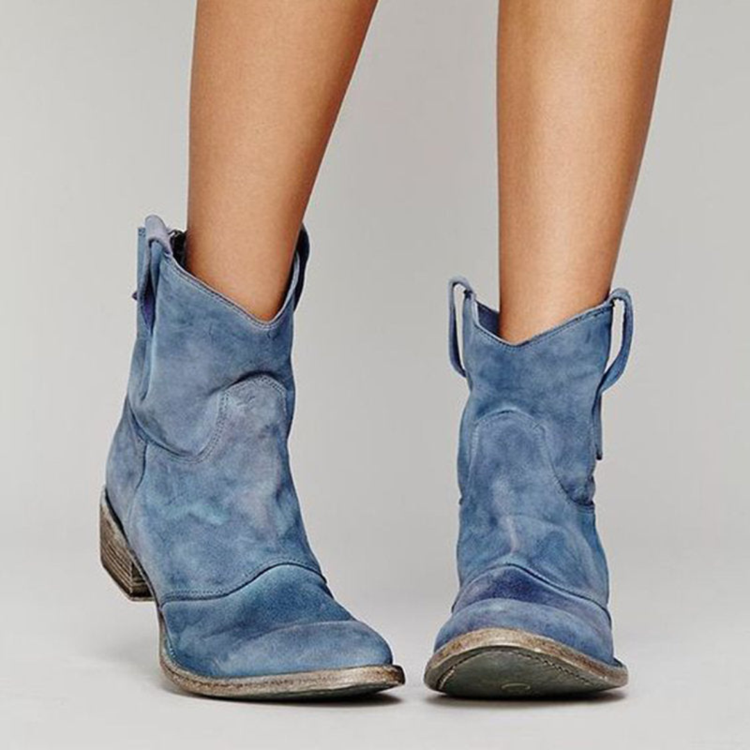 Noyara - Elegant Suede Ankle Boots