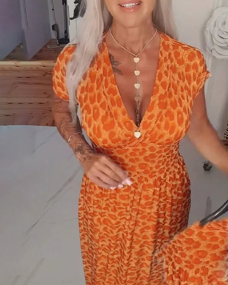 Erendira - Elegant V-neck Leopard Print Dress