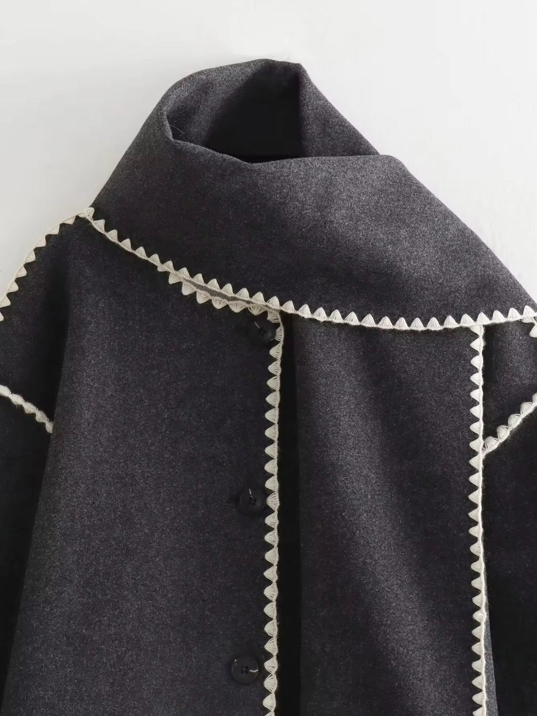 Anelinoria - Embroidered Fringe Coat With Matching Scarf