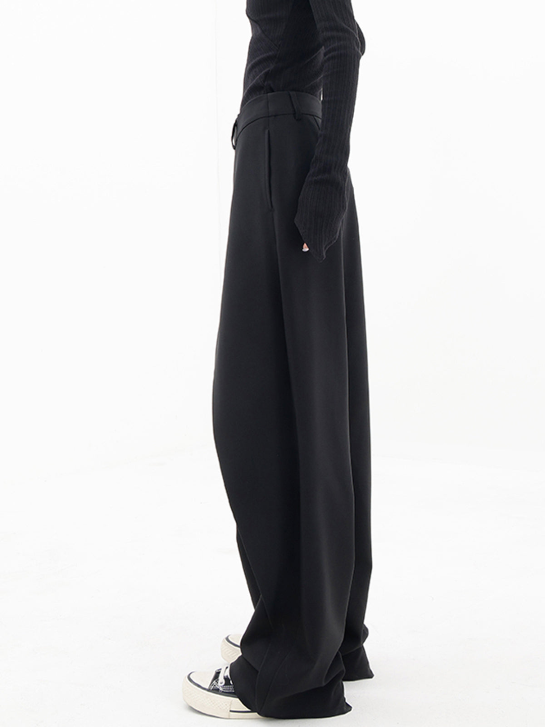 Briia - Modern Baggy Trousers