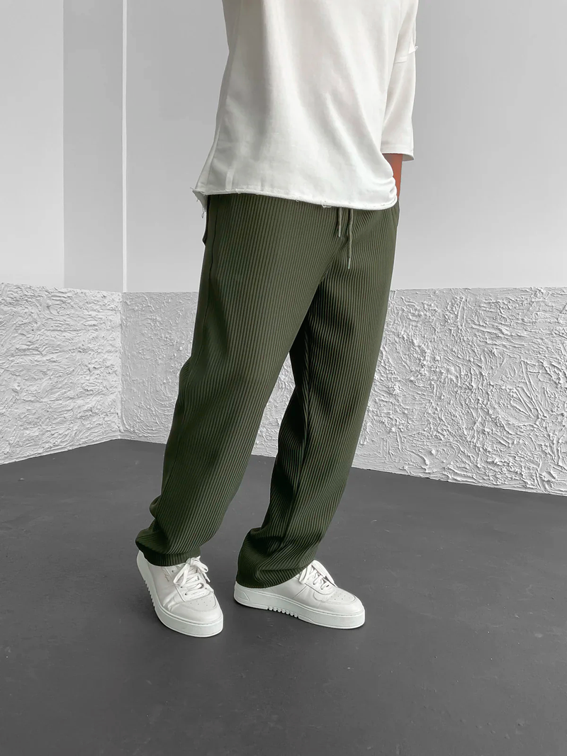 Eliezer - Relaxed Fit Corduroy Pant