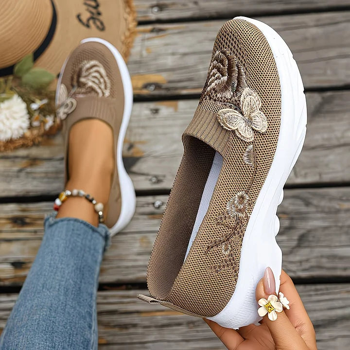 Leetha - Butterfly Embroidered Loafers