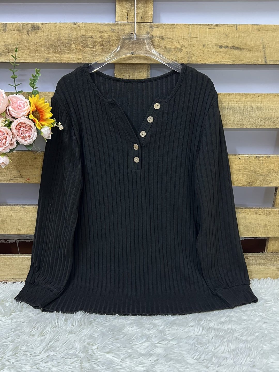 Roweelle - Long Sleeve Ribbed Button Henley Top