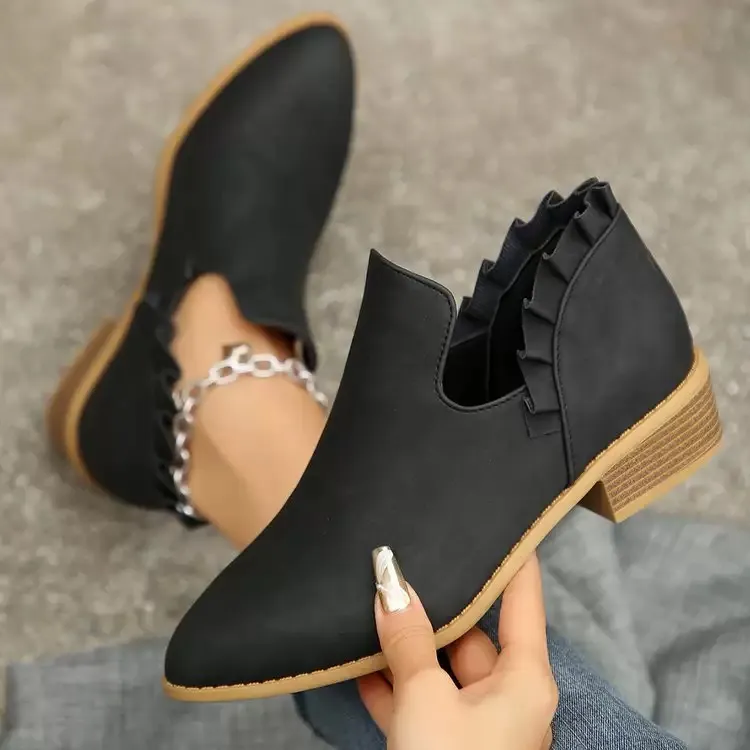 Veredah - Trendy Ankle Boot With Ruffle