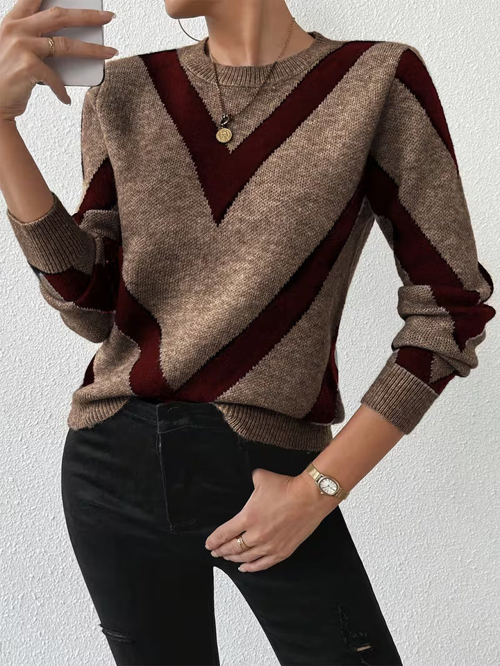 Auraflow - Geometric Pattern Round Neck Sweater