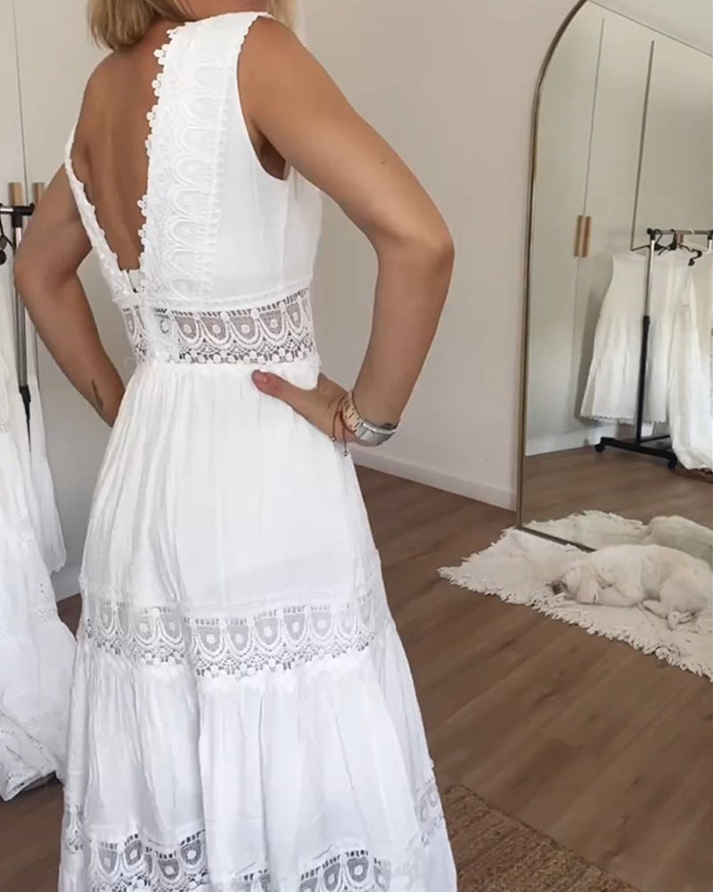 Papakosta - Elegant Sleeveless Lace Dress