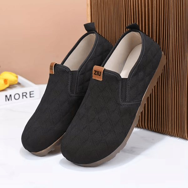 Miraicia - Slip-On Shoes With Diamond Stitching