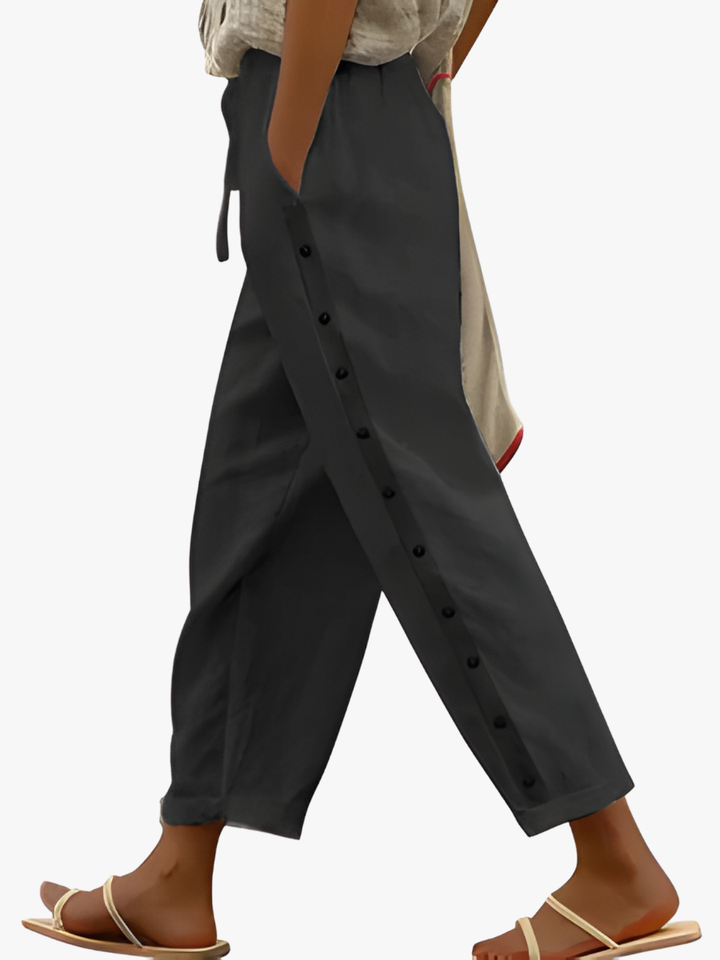 Mutandi - Casual Trouser With Stylish Button