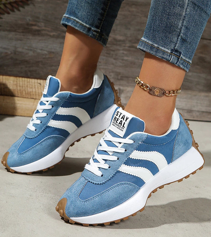 Halima – Comfortable Retro Lace-Up Sneakers