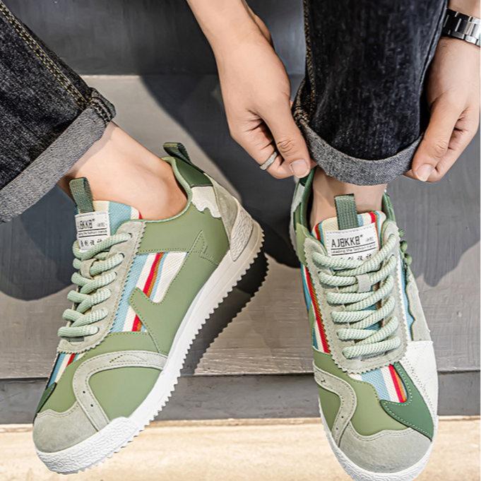 Pooran - Ultra Comfortable Retro Sneaker
