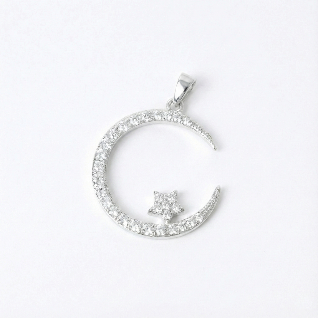 Yalessa - Elegant Necklace with a Moon Motif
