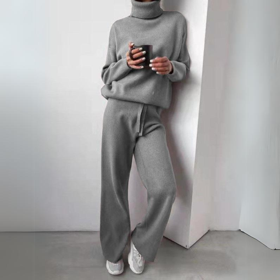 Brugman - Stylish Two Piece Set With Turtleneck