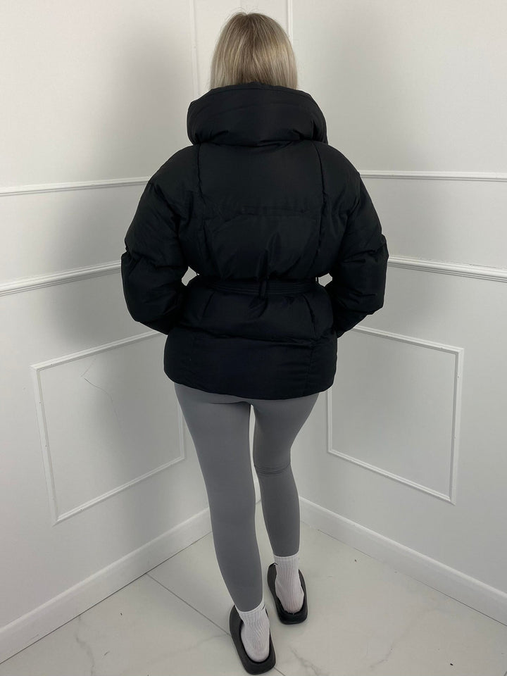 Heidie - Short Belt Pocket Puffer Jacket