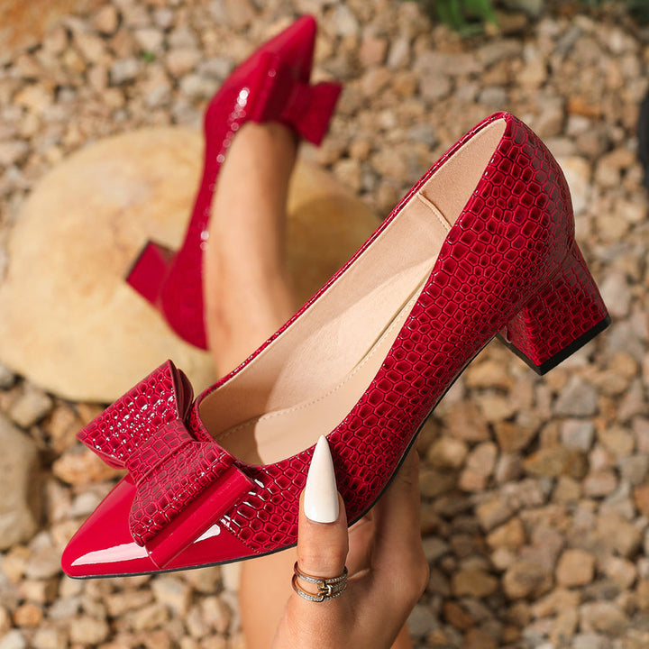 Niliya - Pointed Toe Shoes With Bow