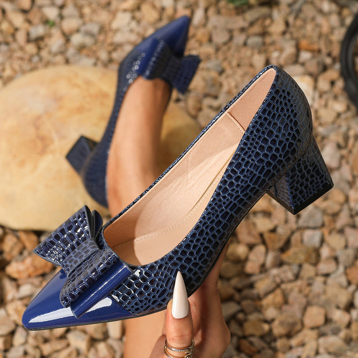 Niliya - Pointed Toe Shoes With Bow
