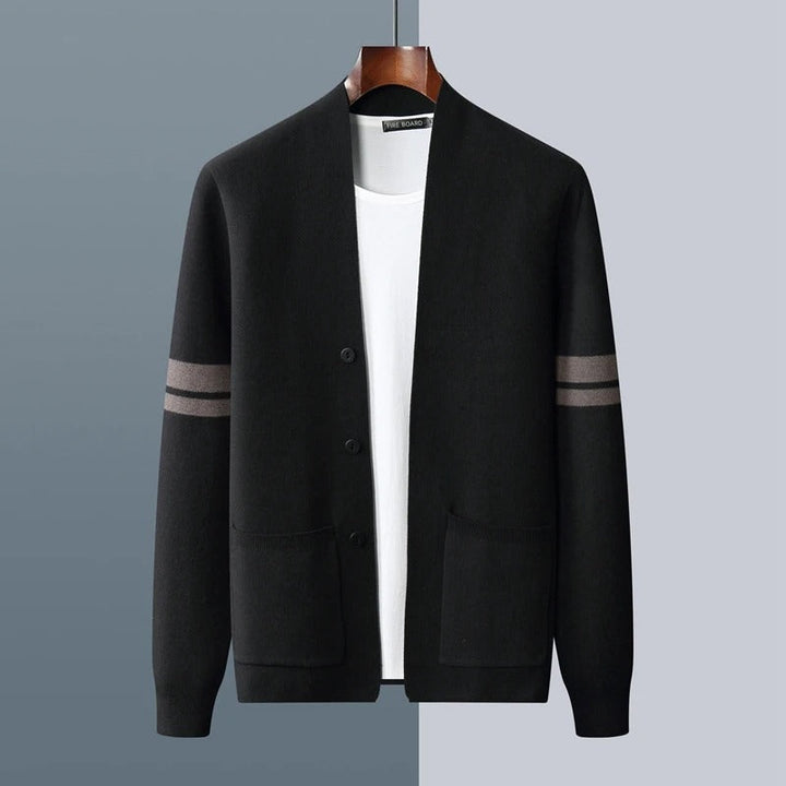 Seamus - Casual Button-Down Cardigan