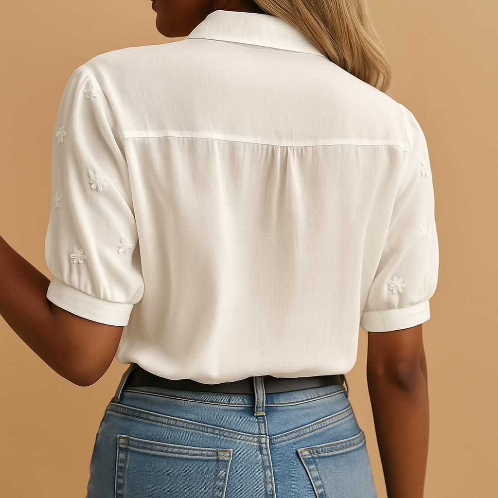 Leanaa - Trendy Blouse With Floral Embroidery