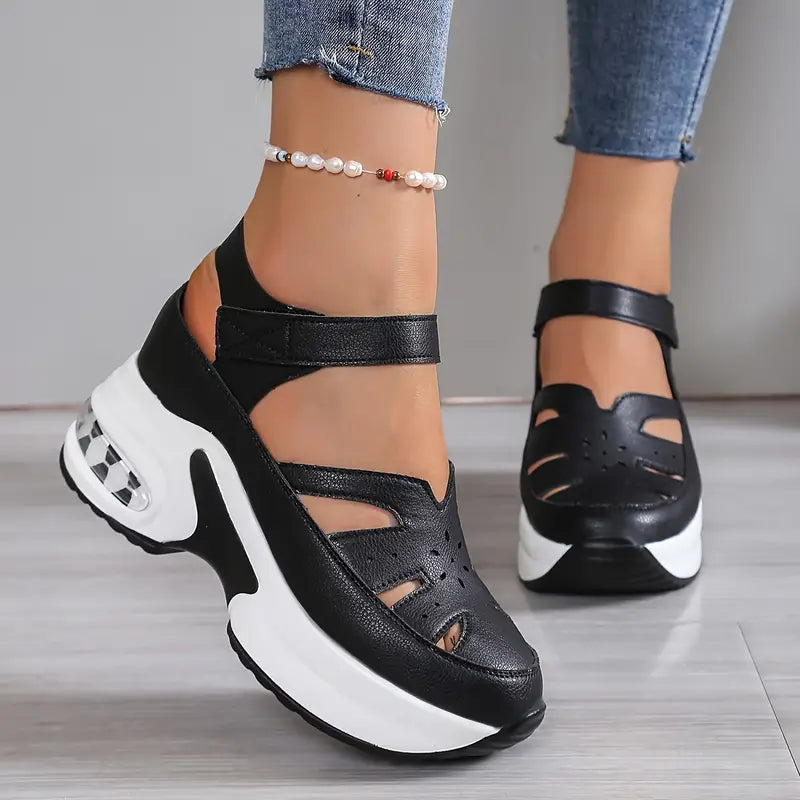 Vinara - Stylish Orthopedic Sandal