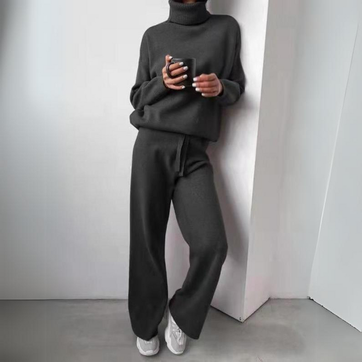Brugman - Stylish Two Piece Set With Turtleneck
