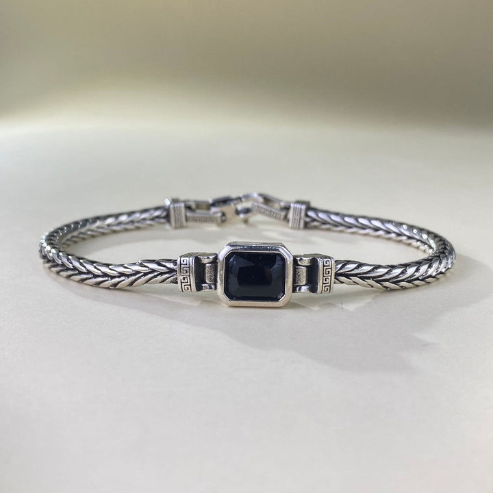 DarkCharm - Onyx Gemstone Bracelet