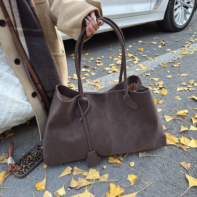 Umaiza - Fashionable Faux Suede Shoulder Bag
