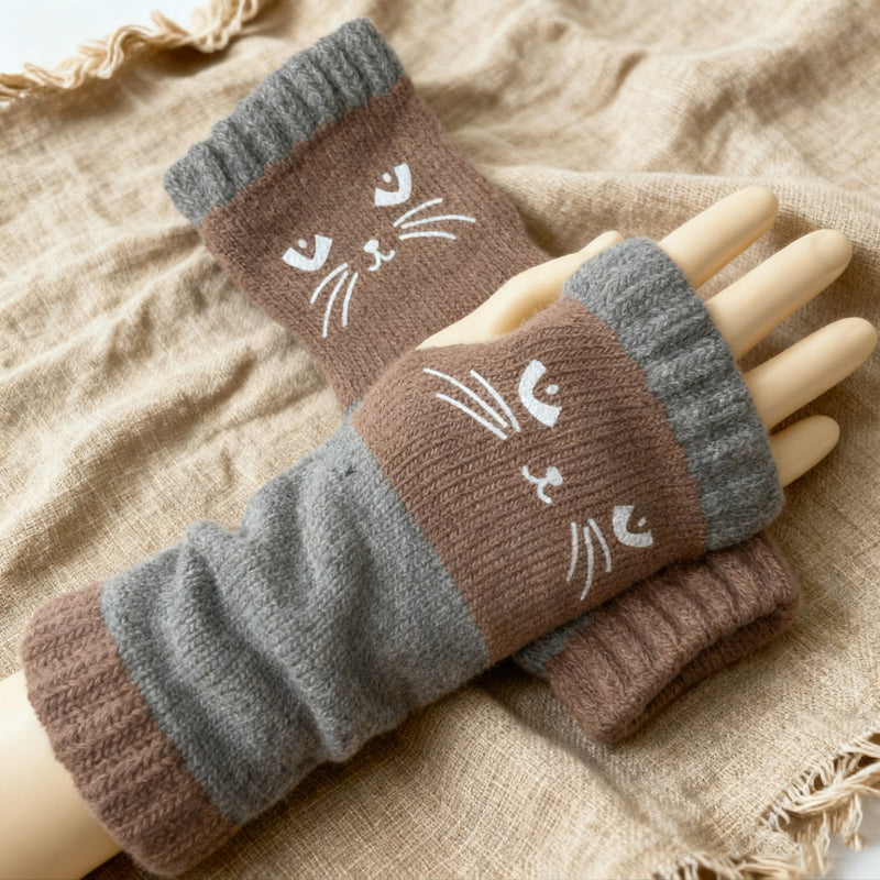 CozyPaws - Cartoon Warm Gloves