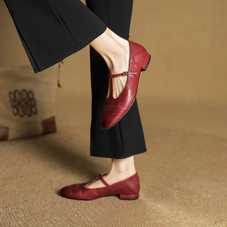 Reiten - Elegant T-Strap Leather Flats