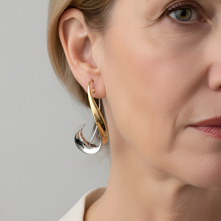 Yazmina - Fashionable Dangle Earrings