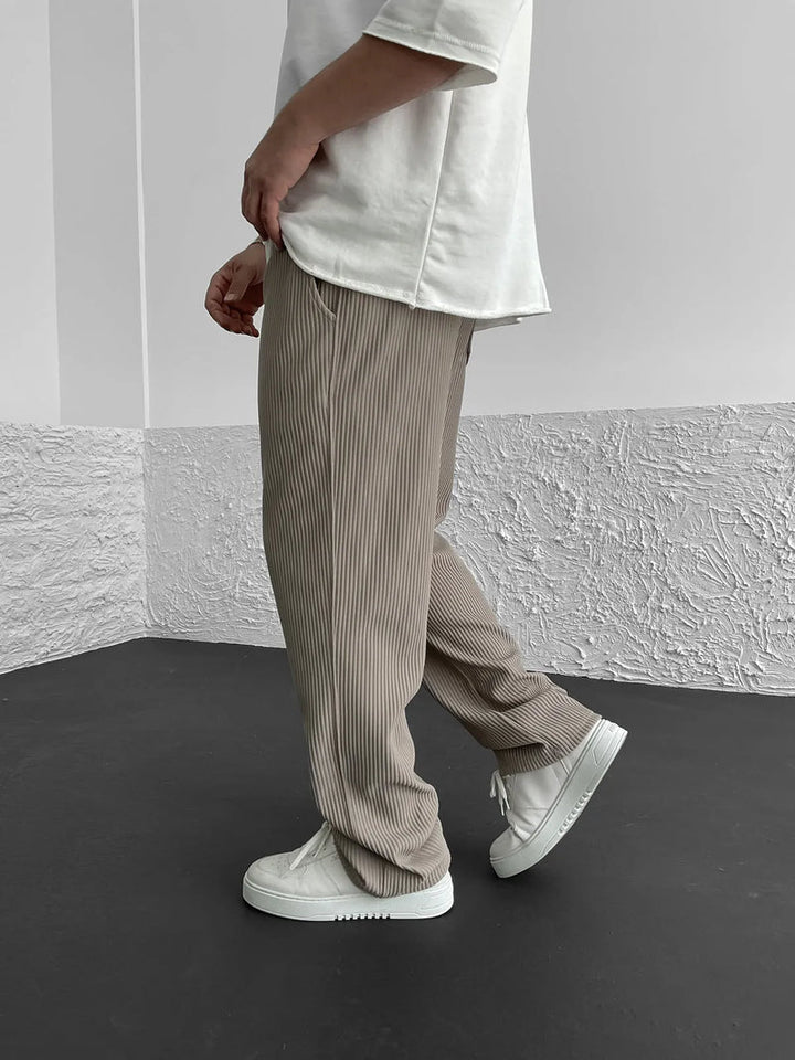 Eliezer - Relaxed Fit Corduroy Pant