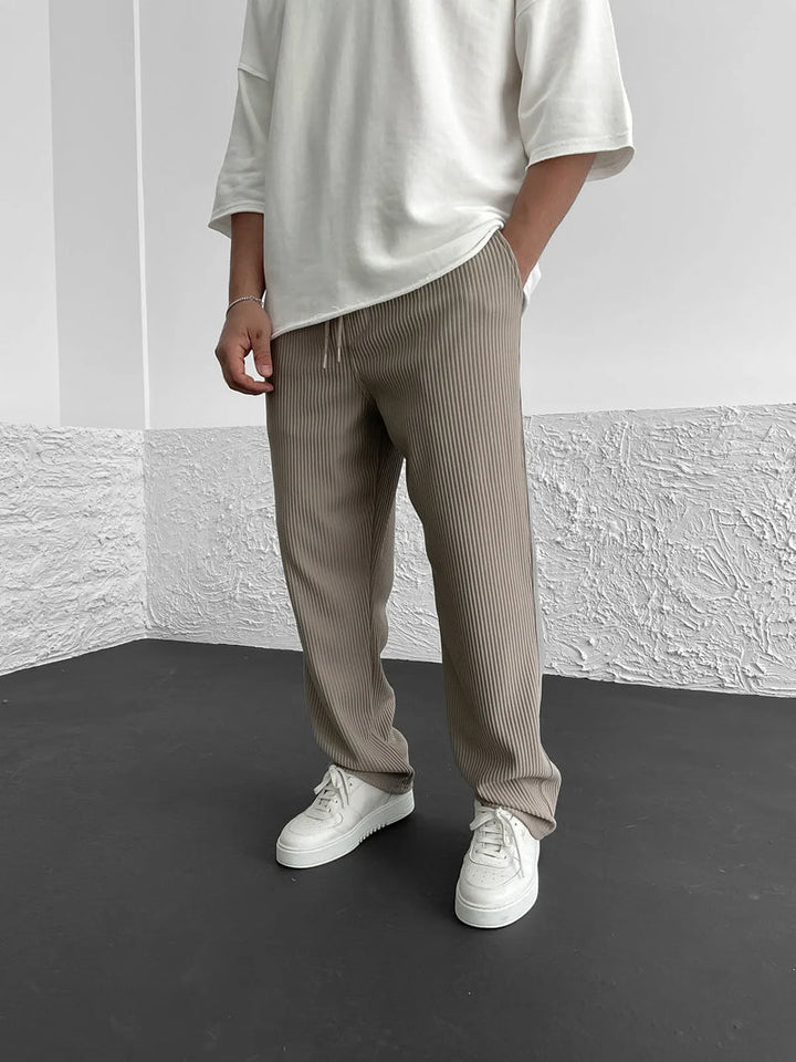 Eliezer - Relaxed Fit Corduroy Pant