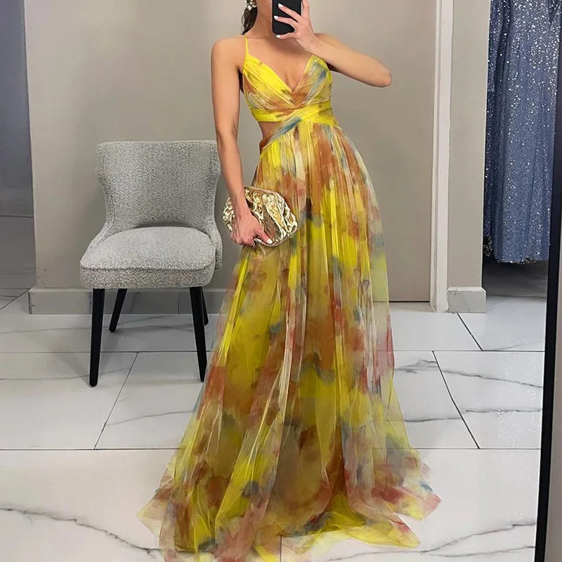 Qyn - Beautiful Maxi Dress with Floral Print