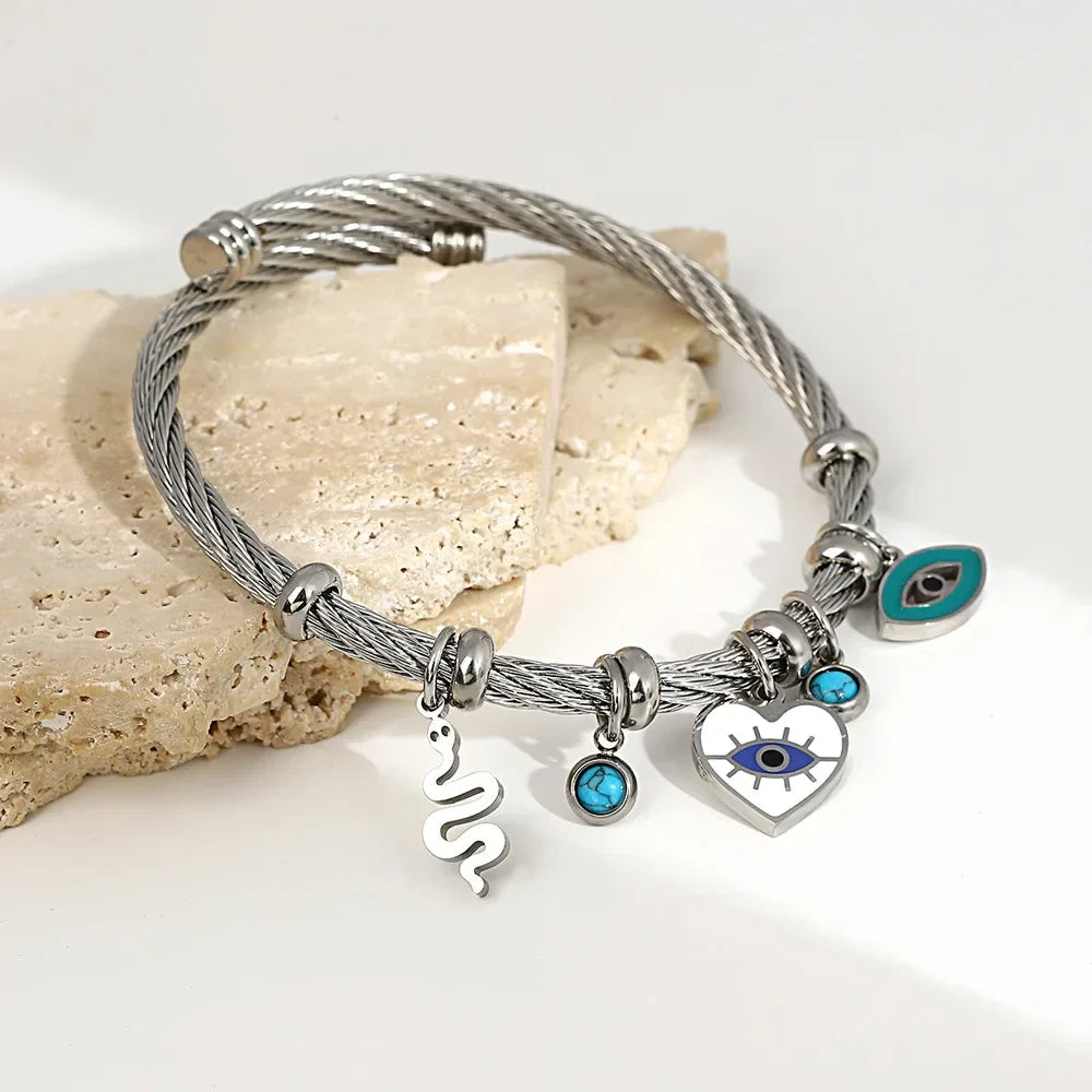 Nayvia - Evil Eye Charm Bracelet