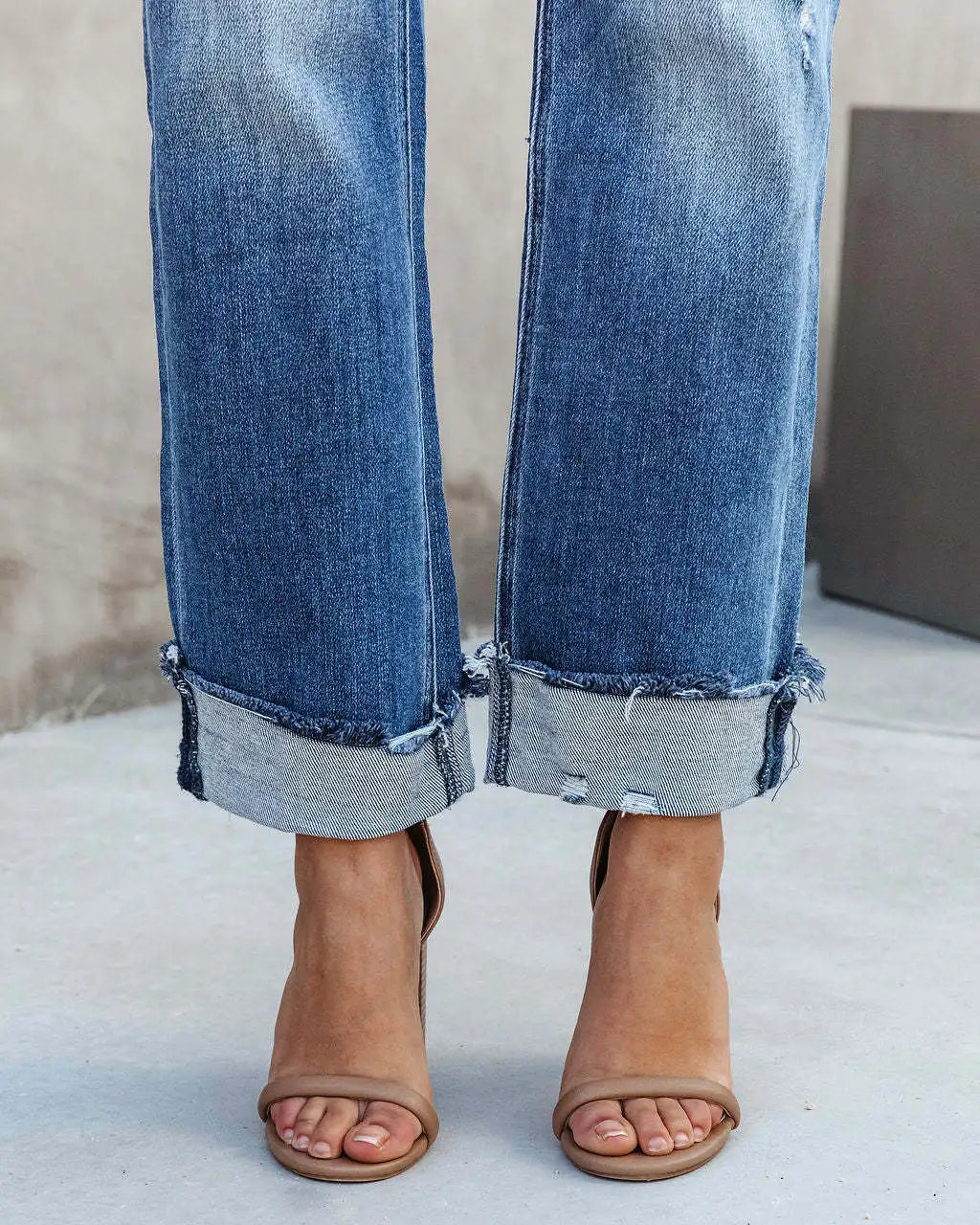 Thania - Flared Jeans