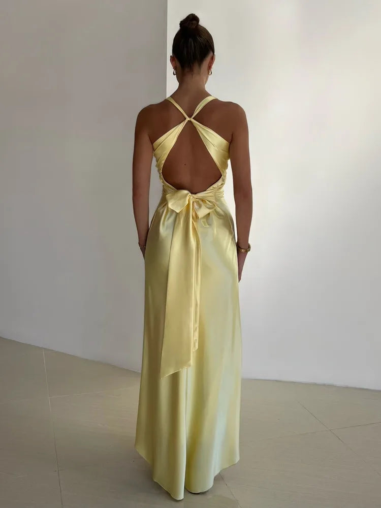 Fabiola - Elegant V Neck And Sleeveless Maxi Dress