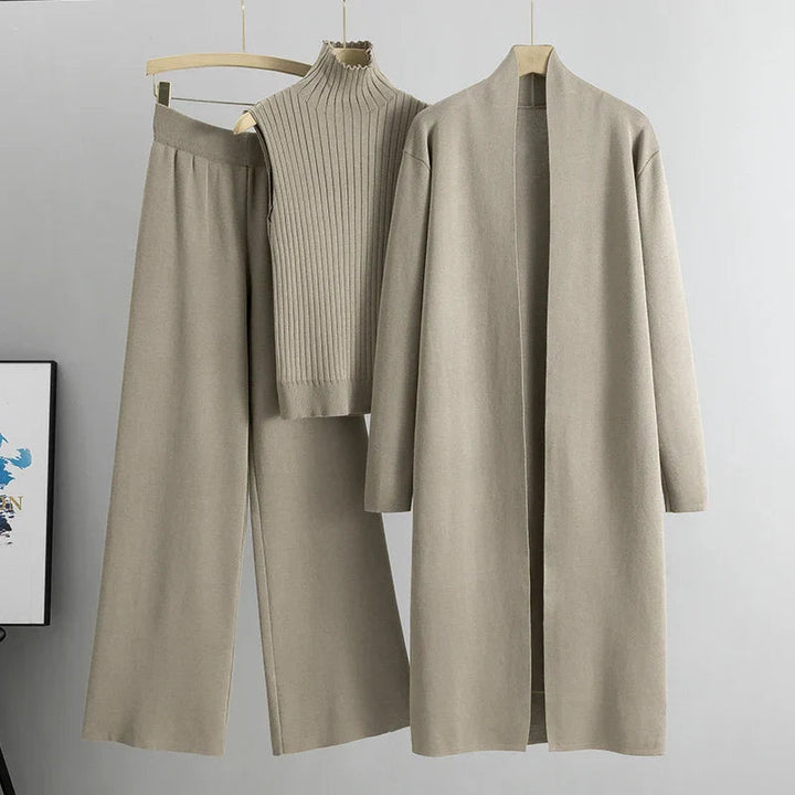 Janita - Comfortable Three Piece Set