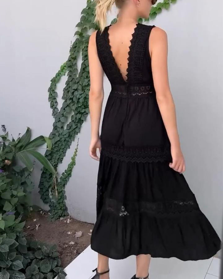Papakosta - Elegant Sleeveless Lace Dress
