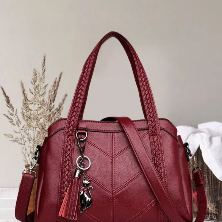 Freja – Leather Handbag with a Large Capacity