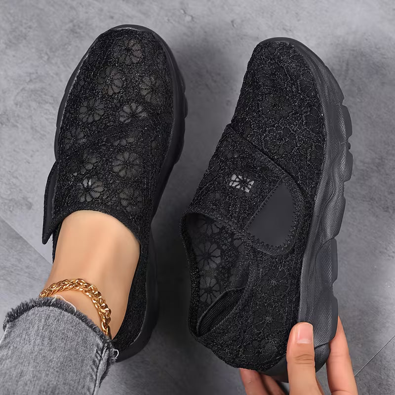 Geneenetta - Floral Lace Hook and Loop Sneakers